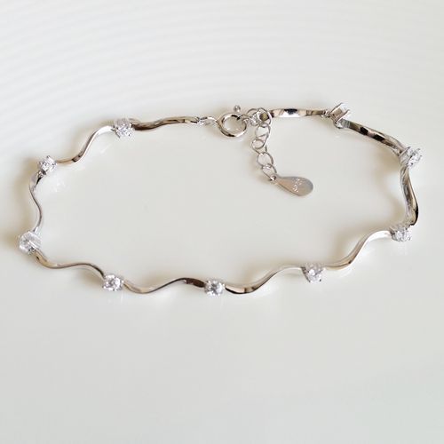 zilveren-armband-water-rimpelingen-met-zirkonia-steentjes-S925-platinum-plated