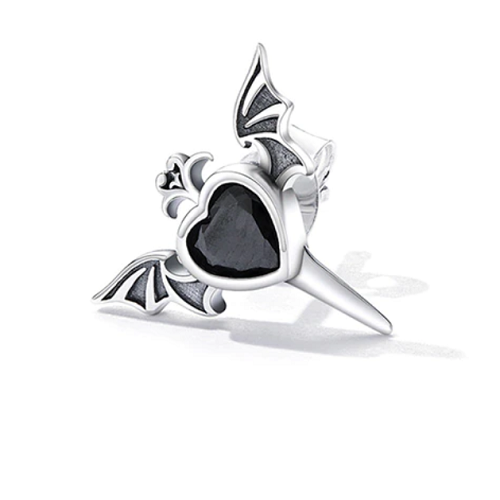 zilveren oorbellen vleermuis vleugels oorknopjes met hart vorm zirkonia zilver 925